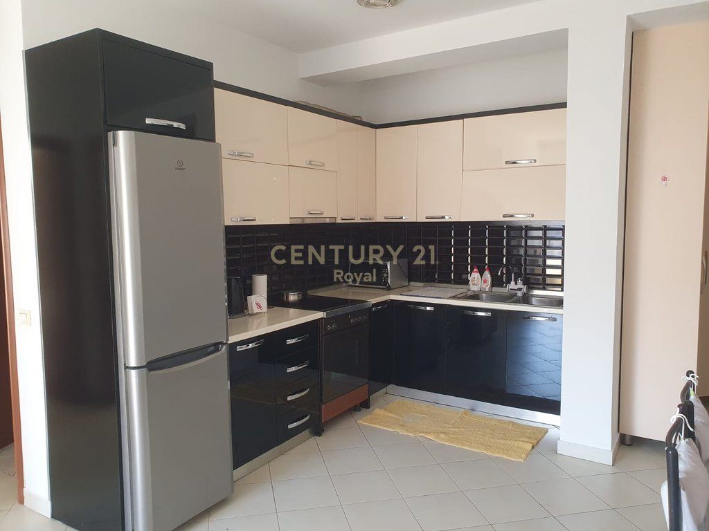 Apartment 2+1+2 with 1 garage in Fresk