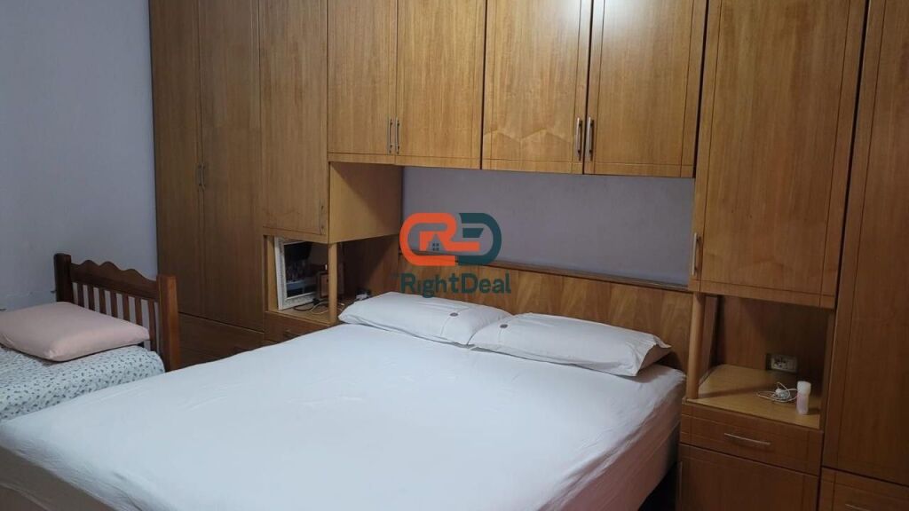 Tek 5 Maji, Shitet Apartament 1+1 , Me Planimetri Te Rregullt!!!