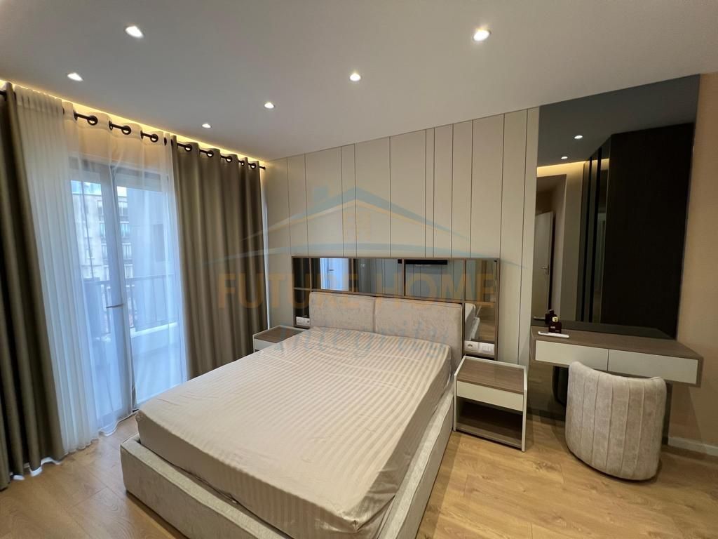 Apartament 2+1+2+Post Parkimi, Rruga e Durrësit, 