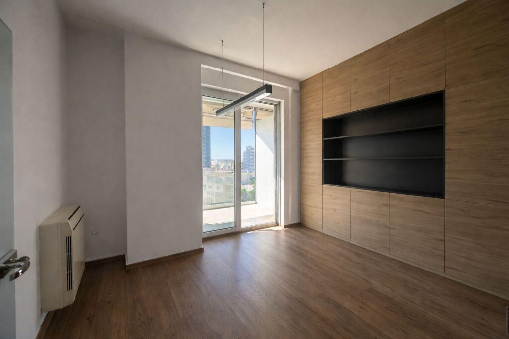 QIRA ZYRË 142.4 M² + 2 POSTE PARKIMI – QENDRA TURDIU, LOKACION PREMIUM QENDRA TIRANË