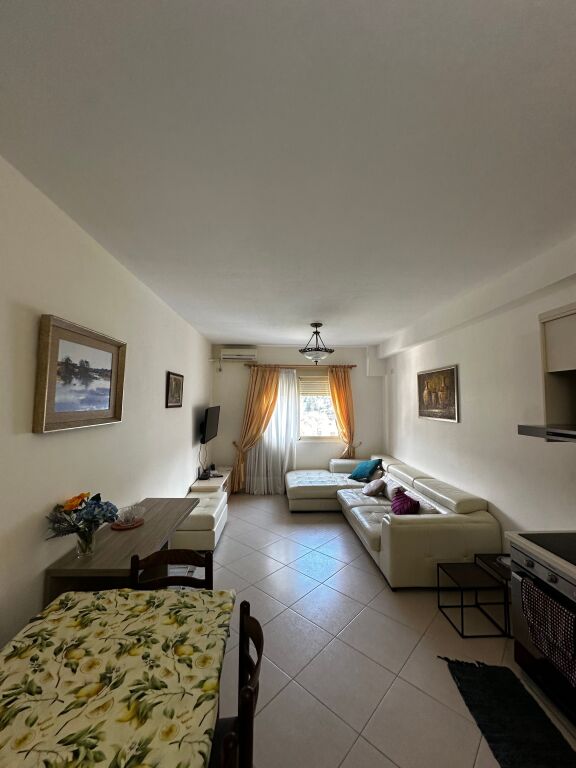 Apartament 1+1 me qira Lungo Mare, Vlorë (Vijë e dytë, pas Big Scoop)‼️