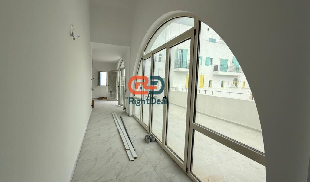 Te Kompleksi Santorini 1, Ne Dhermi, Shitet Super Apartament 3+1+2 Me Verande Dhe Post Parkimi !!!