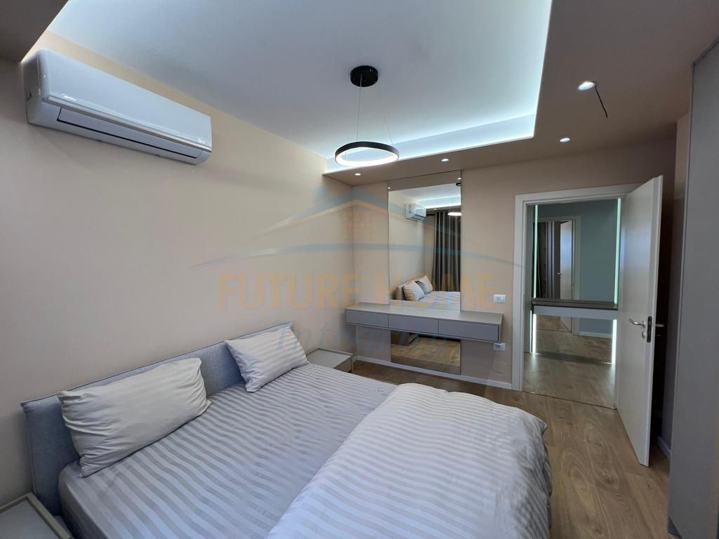 Apartament 2+1+2+Post Parkimi, Rruga e Durrësit, 