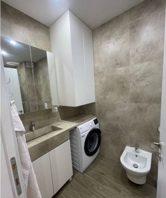 Apartament Modern 1+1 me Qira pranë Maternitetit të Ri