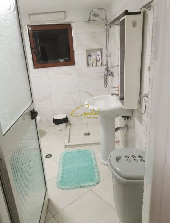 APARTAMENT ME QIRA 1+1 BULEVARDI ZOGU I 50.000 LEKE