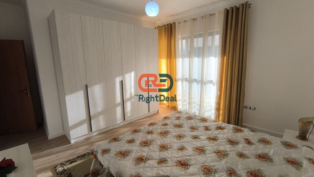 Ne Fresk, Shitet Apartament 2+1 Me Verande Me Pamje Te Lire !!!