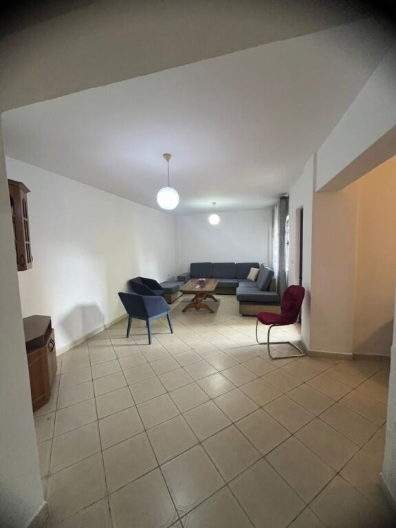 SUPER MUNDESI! APARTAMENT 2+1 NE SHITJE PRANE CASA ITALIA TE MALAJZIANI