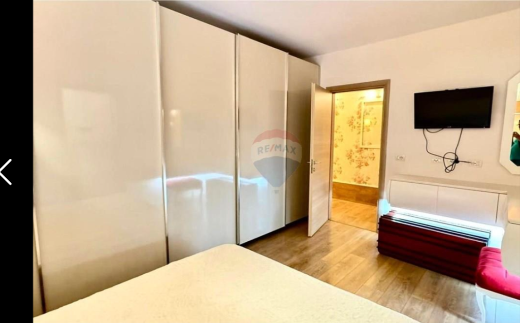 Apartament per shitje 2+1+2 tek Ali Demi