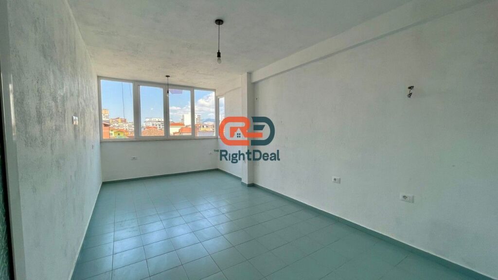 Prane Selvise, Jepet Me Qira Ambient Biznesi, Per Tipologji Te Ndryshme Biznesi!!!