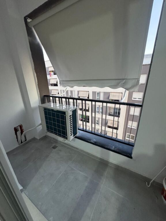 Apartament me qera - 5 Maji