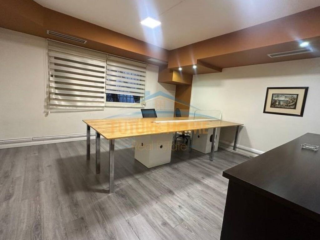 Qera, Ambjent biznesi, Rruga "Sami Frasheri", Tirane.