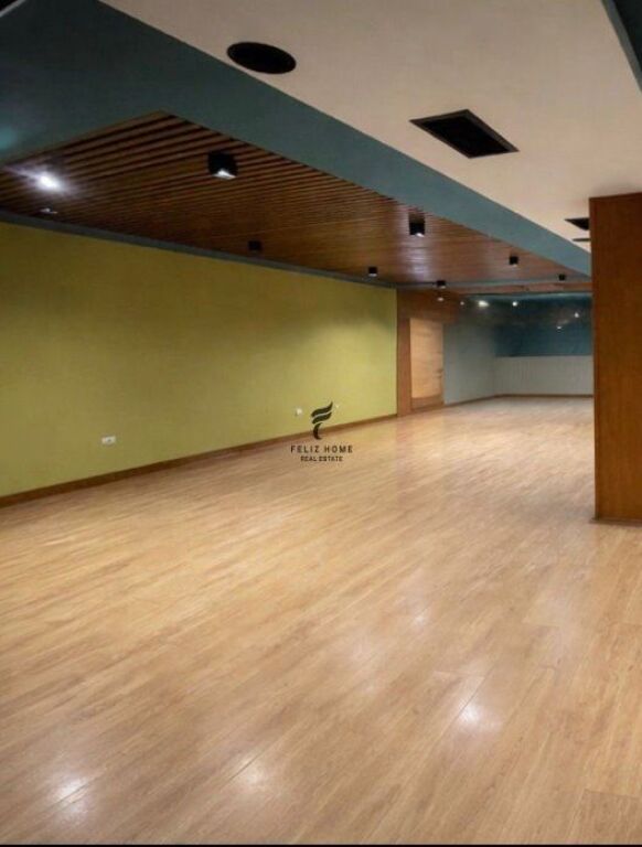 BUSINESS BUILDING FOR RENT 934 M2 SAUK 11,200 EURO  FH-57910