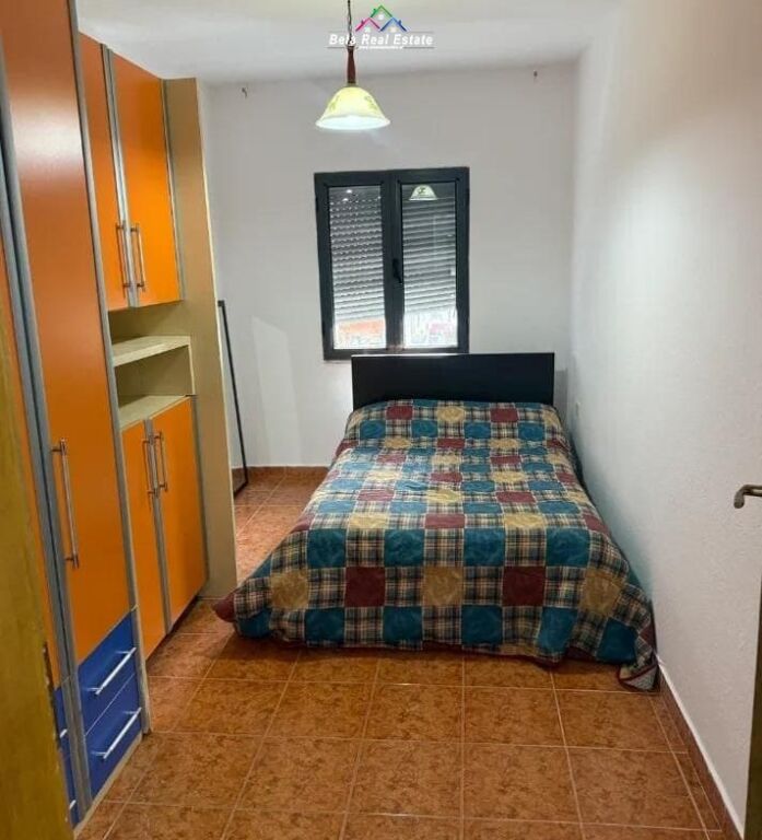 Appartamento 2+1+2 in Affitto a Myslym Shyr (ID B221408) Tirana