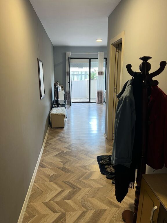 SHITET APARTAMENT 2+1 5 MAJI 189.000 EURO