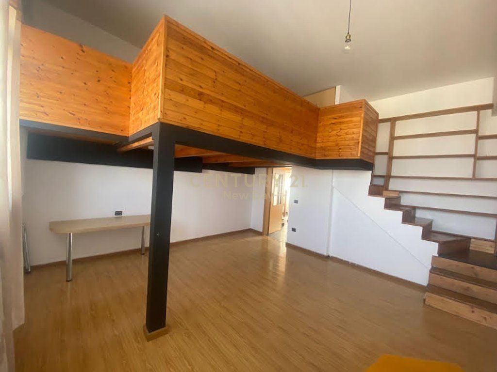 Duplex 2+1+2 for rent near Zogu Zi. 650 € /Month