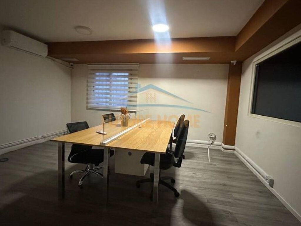 Qera, Ambjent biznesi, Rruga "Sami Frasheri", Tirane.