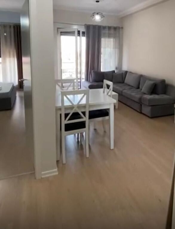 apartament 1+1 me qira tek kontakti
