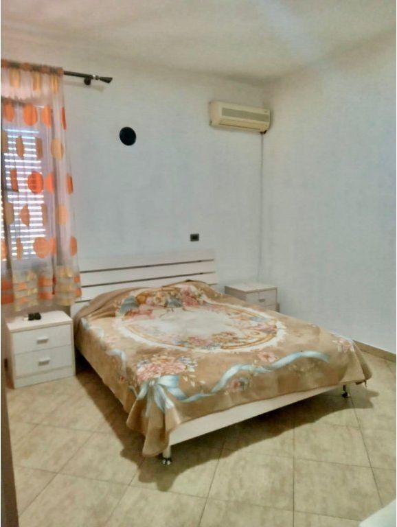 2+1 House for Rent in Ali Demi, Tirana