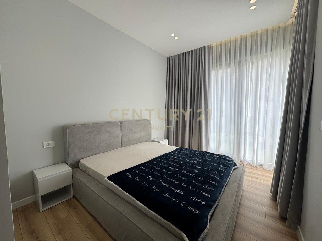 QIRA, APARTAMENT PREMIUM 2+1+2+OBORR me POST PARKIMI