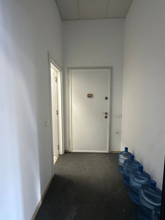 Office for rent ARLIS, opposite QSUT