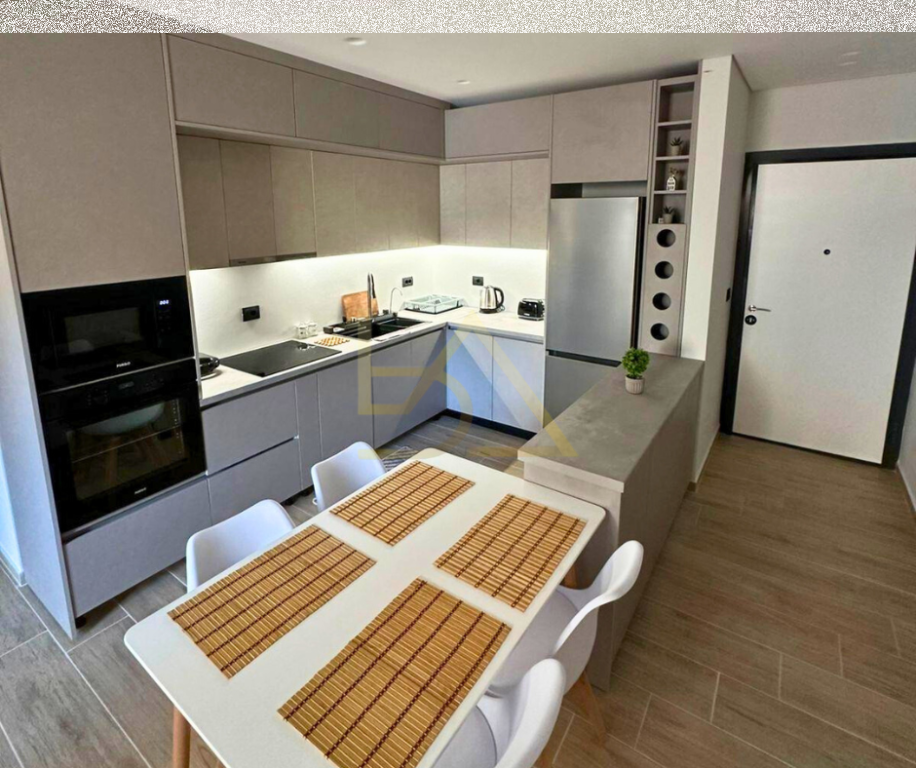 Apartament Modern me Qira Afatshkurtër  – Sarandë