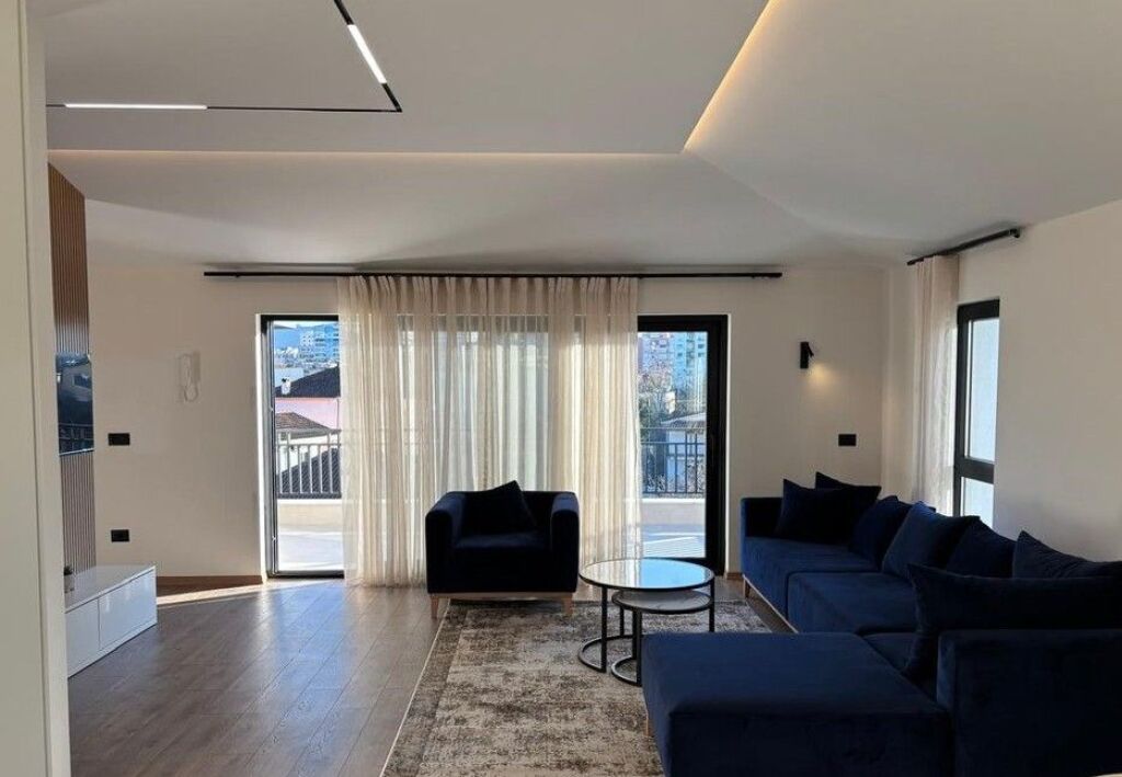 Apartament 2+1+2 me Qira-Laprakë, pranë Spitalit Ushtarak!