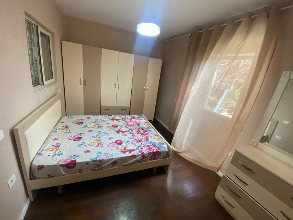 🏡 Jepet me qera Apartament 2+1 te ish Tregu Elektrik, Tiranë