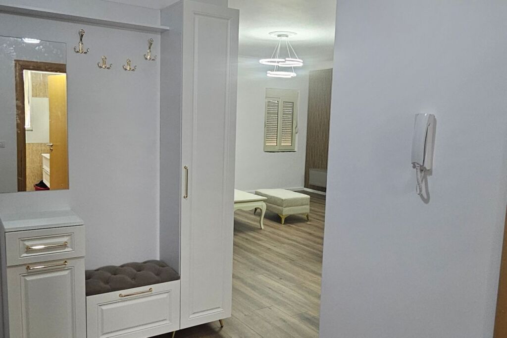 APARTAMENT PER QIRA NE VLORË