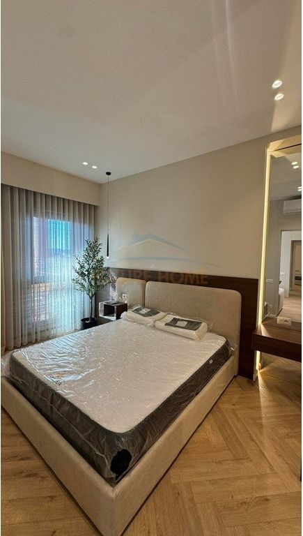 Rent, Apartment 2+1+2, Tirana Garden Building