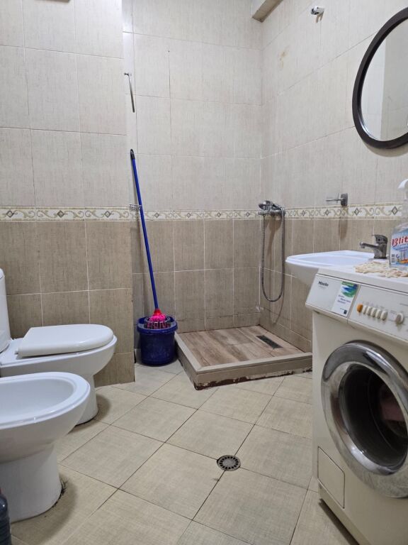 Apartament me qera 2+1 te rruga Bill Klinton