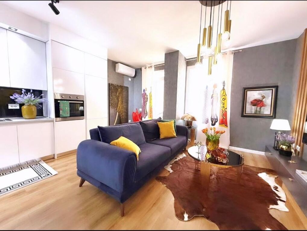 Appartamento 1+1, Mozaiku di Tirana!