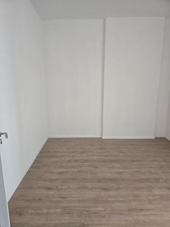 SHITET APARTAMENT 2+1 NË KAMEZ