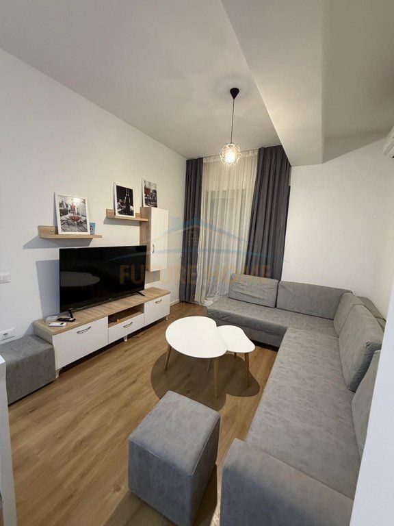 Rent, Apartment 2+1+2+Parking Space, Kaimi Complex, Ali Demi, Tirana.