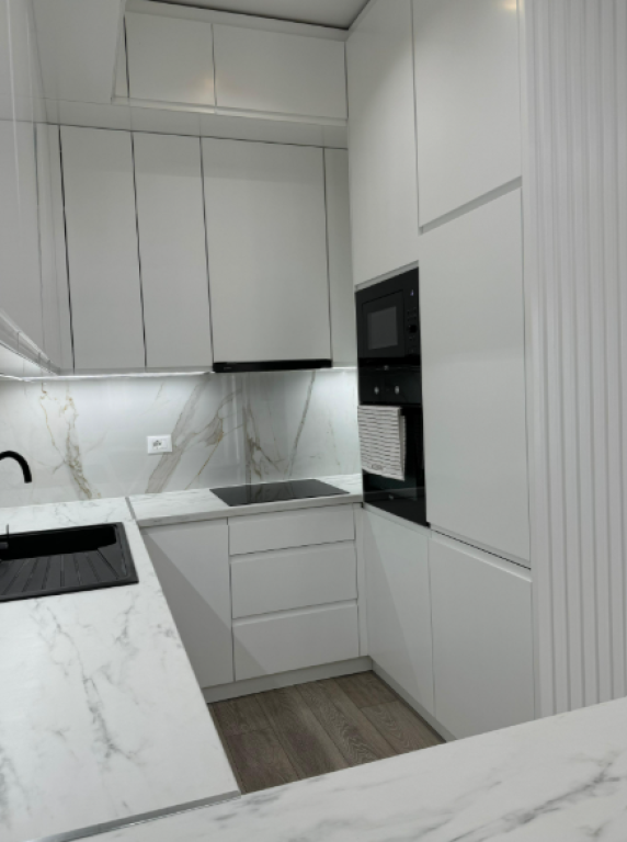 🏡 Apartment 2+1 for Sale – Vlorë