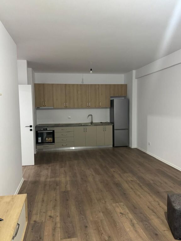 Apartament me qera - 5 Maji