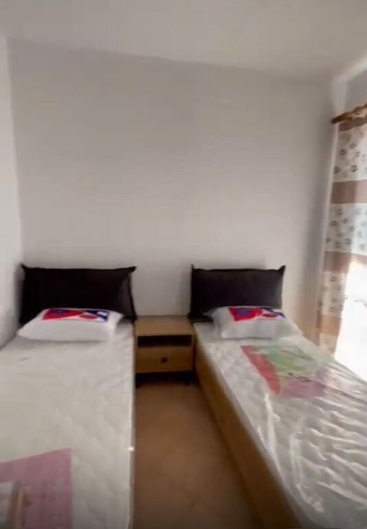 Studio apartment for rent in Fresk near Melisa Pastry🏷️2500 leke