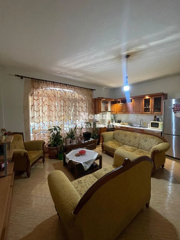 Shitje | Apartament 2 + 1 | Kodra E. Priftit | 120000 €