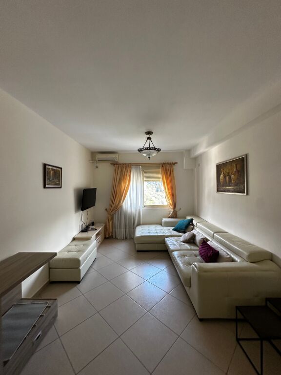 Apartament 1+1 me qira Lungo Mare, Vlorë (Vijë e dytë, pas Big Scoop)‼️