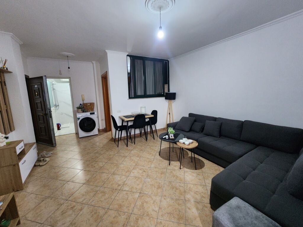 AFFITTASI APPARTAMENTO 1+1 IN SPIAGGIA