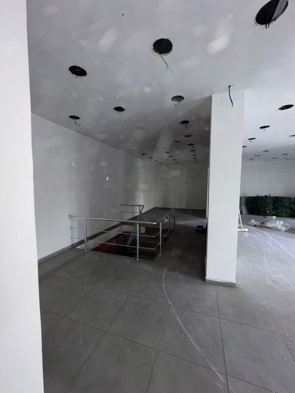 DYQAN ME QERA 306 M2 BLLOK 800.000 LEKE