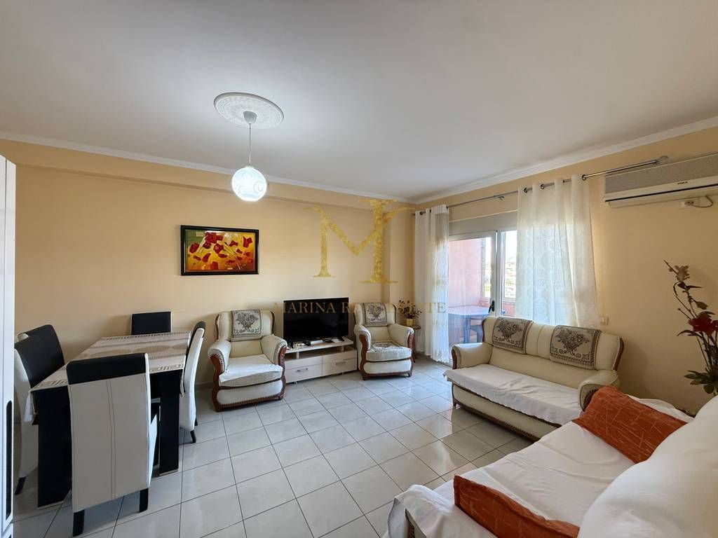 APARTAMENT 3+1,ME QERA NE PLEPA DURRES !!