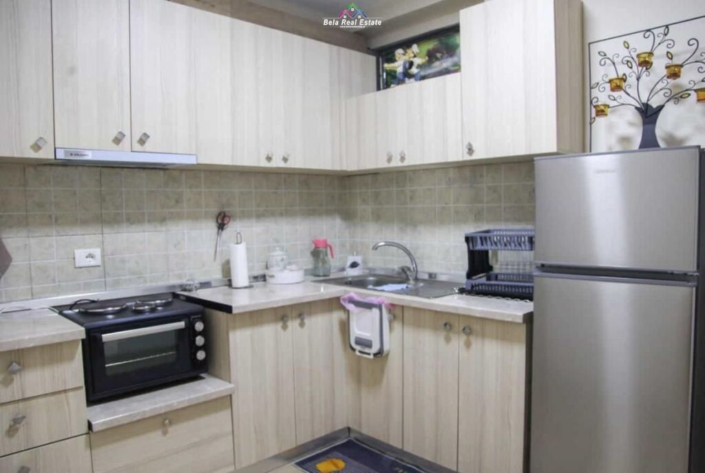 Appartamento In Affitto 3+1 In Via Bardhyl (ID B23152) Tirana