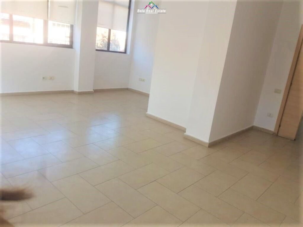 Zyre Me Qera Tek Rruga e Elbasanit (ID BZ2296) Tirane.