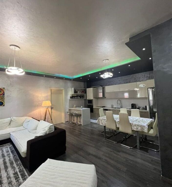 Apartament Ne Shitje 2+1+2 Prane Kompleksit Delijorgji (ID B120715) Tirane