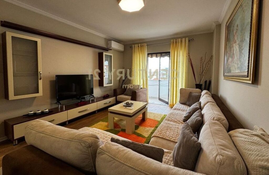 Affittasi 1+1 a Pazari i ri