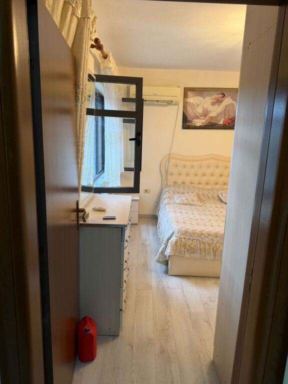 🏠 Jepet Apartament 2+1 Pranë Kthesës së Kamzës, tek Casa Italia,