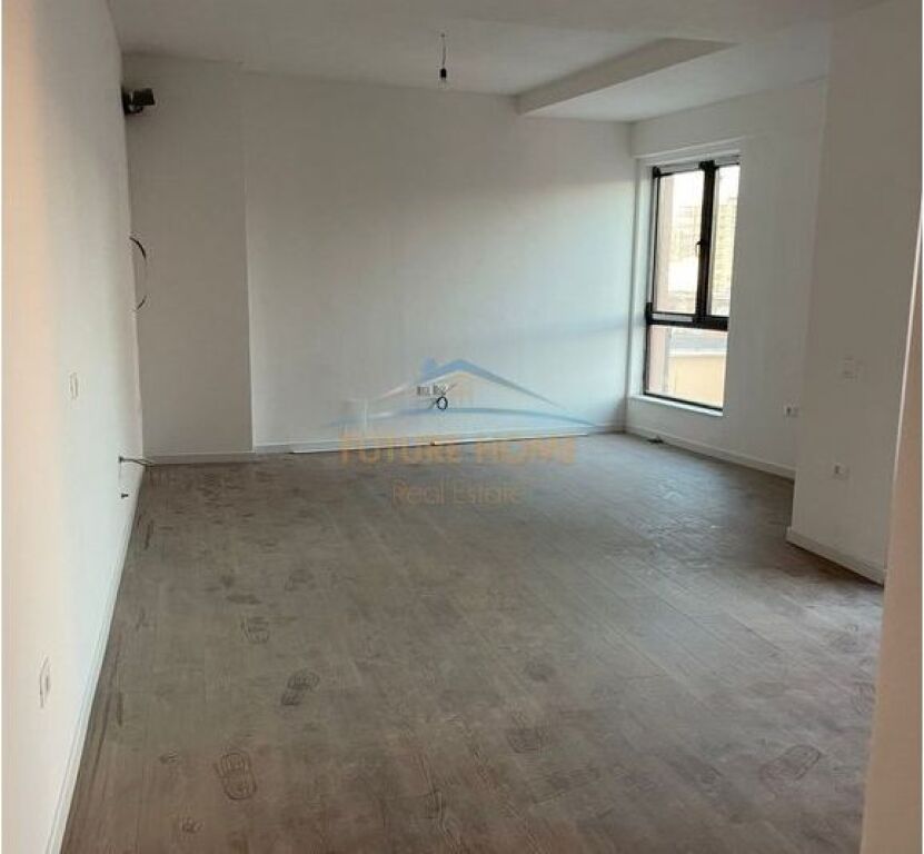 Shitje, Apartament 2+1, Myslym Shyri, Tiranë.