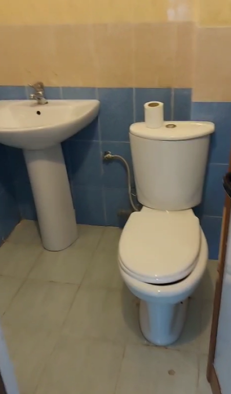 DYQAN ME QERA 40 M2 PAZAR I RI 40.000 LEKE FH-57856