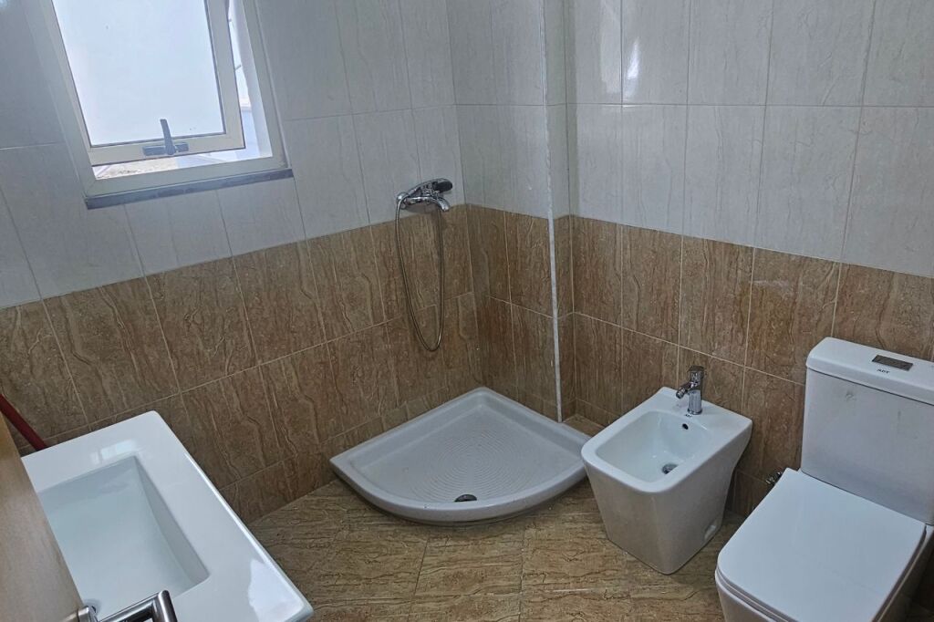 APARTAMENT PER QIRA NE VLORË