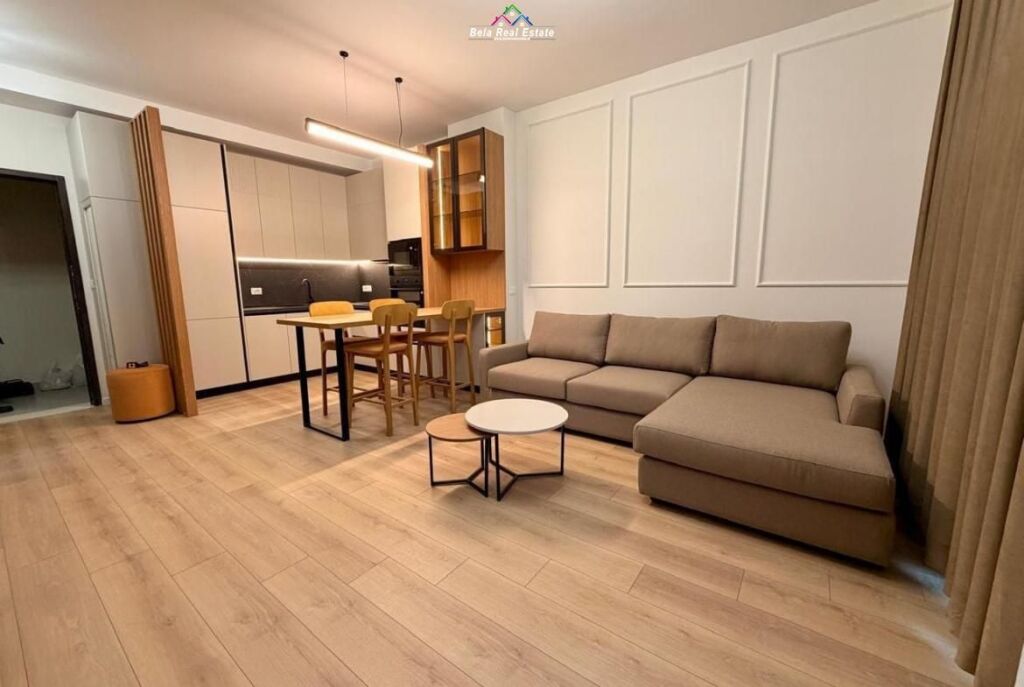 Apartament Me Qera 1+1 tek Komuna e Parisit (ID B2101466) Tirane